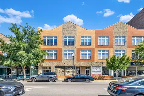 1962 W Lawrence Ave #303, Chicago, IL 60640