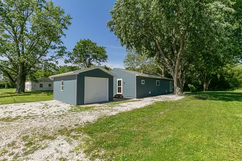 Exterior - 1100 S Johnson St S, Macomb, IL 61455 photo 2 of 8