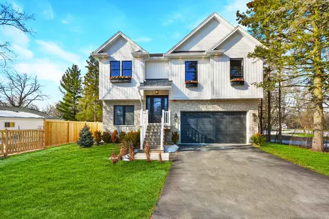 28722 N Madison Ave, Wauconda, IL 60084
