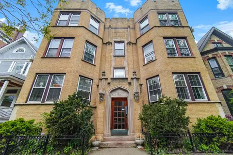 644 W Melrose St #3E, Chicago, IL 60657