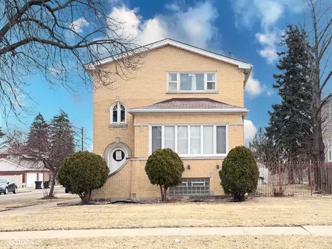 2457 N Nordica Ave, Chicago, IL 60707
