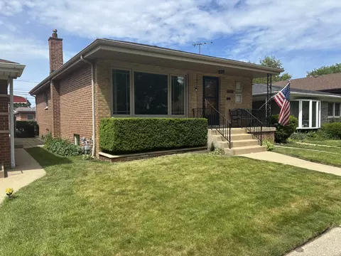 Exterior - 3506 E 114th St, Chicago, IL 60617 photo 3 of 5