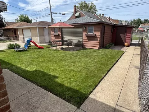 Exterior - 3506 E 114th St, Chicago, IL 60617 photo 4 of 5