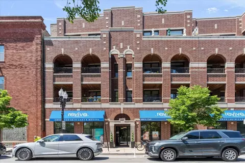 4860 N Clark St #3S, Chicago, IL 60640