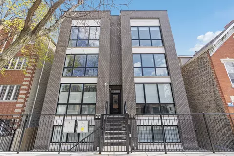 1525 N Bosworth Ave #3S, Chicago, IL 60642
