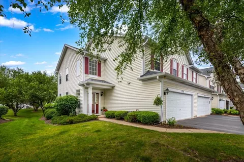 2735 Mcclennan Ct, Naperville, IL 60563