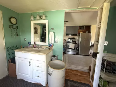 Bath - 1285 Hickory St, Eldena, IL 61324 photo 1 of 2