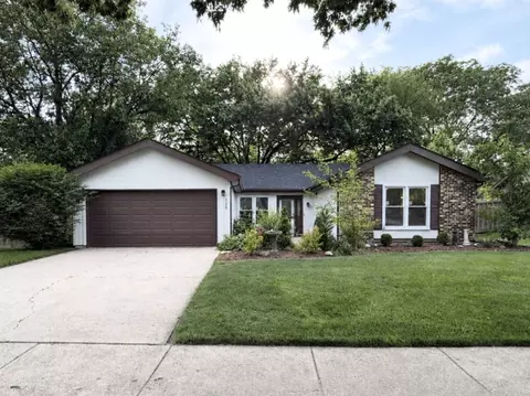 228 Harvard Ln, Bloomingdale, IL 60108