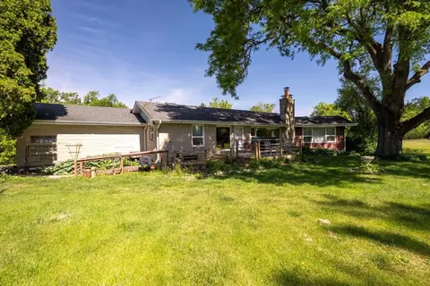 6 N192 Weber Dr, Saint Charles, IL 60174
