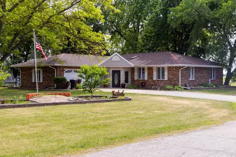 5866 Irene Rd, Belvidere, IL 61008