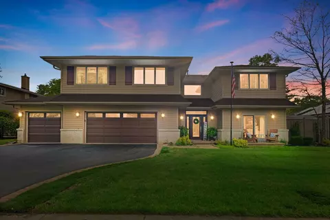 1722 Birch Rd, Northbrook, IL 60062