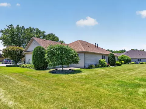 68 Oregon Trl, Coal City, IL 60416 photo 36