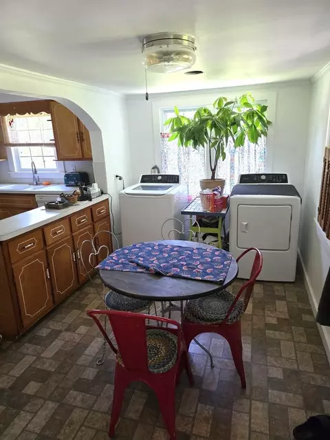 Other - 1716 W Monroe St W, Herrin, IL 62948 photo 3 of 7
