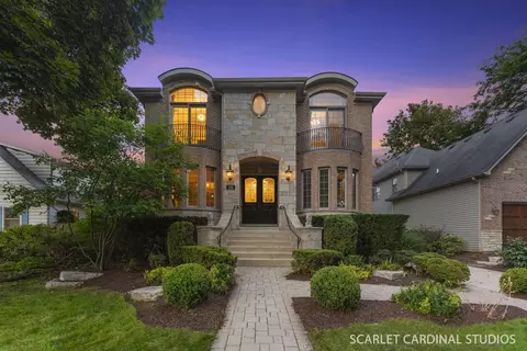 410 S Sleight St, Naperville, IL 60540