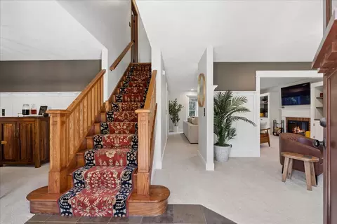Entry Way - 190 Old Forge Rd, Elgin, IL 60123 photo 1 of 2
