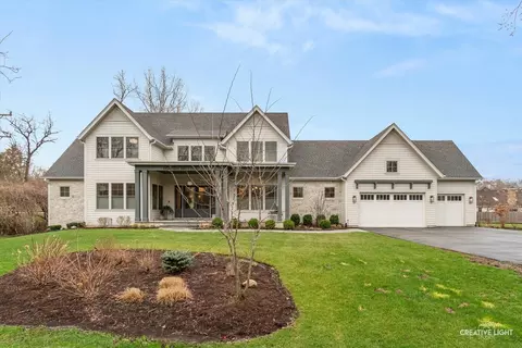 1862 W Wiesbrook Rd, Wheaton, IL 60189
