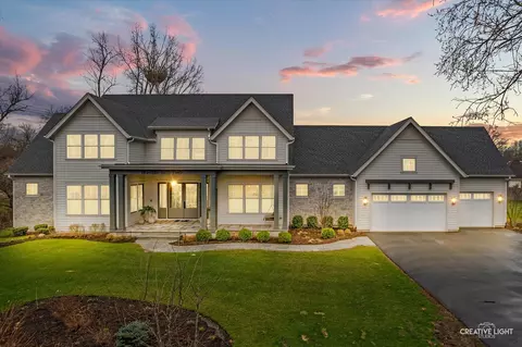 1862 W Wiesbrook Rd, Wheaton, IL 60189