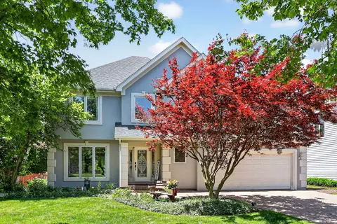 3743 Caine Dr, Naperville, IL 60564