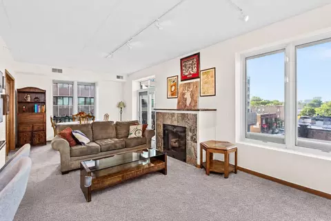 515 Main St #401, Evanston, IL 60202