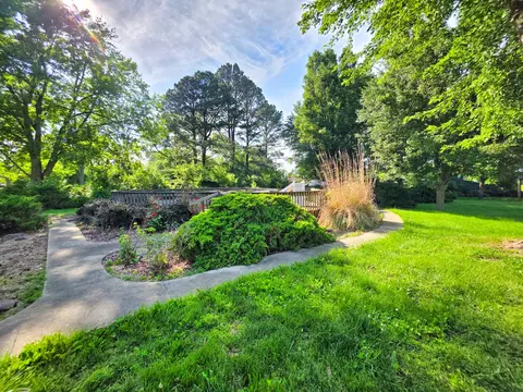 Exterior - 220 Oak St, Noble, IL 62868 photo 18 of 30