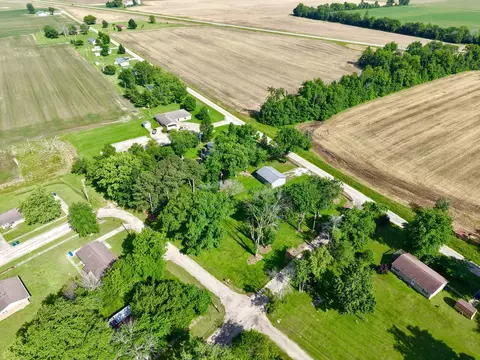 View/Area - 220 Oak St, Noble, IL 62868 photo 4 of 7