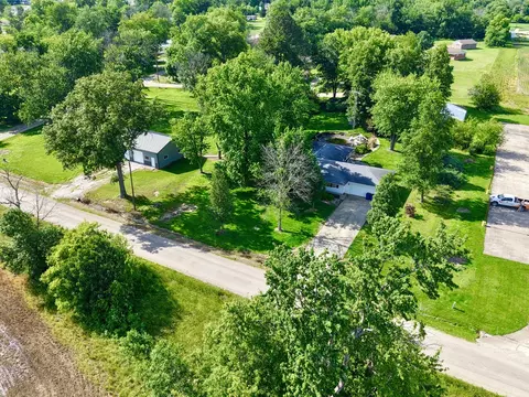 View/Area - 220 Oak St, Noble, IL 62868 photo 7 of 7