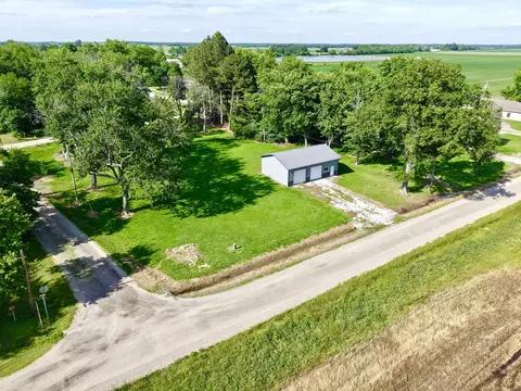 View/Area - 220 Oak St, Noble, IL 62868 photo 5 of 7