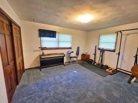 Bedroom - 220 Oak St, Noble, IL 62868 photo 6 of 8