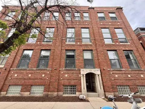1122 W Newport Ave #1A, Chicago, IL 60657