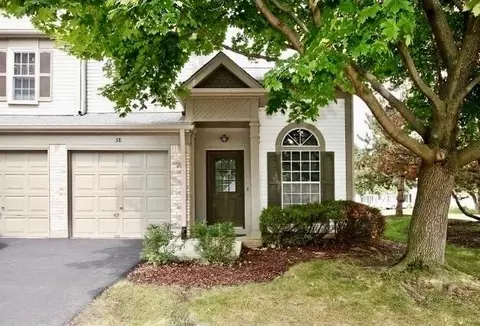 38 Crab Tree Dr, Westmont, IL 60559