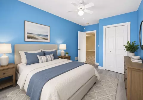 Bedroom - 7319 W 58th Pl, Summit, IL 60501 photo 1 of 5