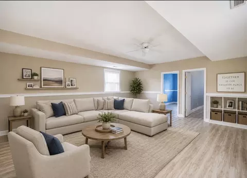Living - 7319 W 58th Pl, Summit, IL 60501 photo 1 of 2