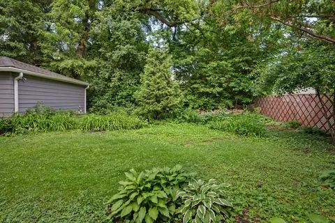 Exterior - 389 Addison Rd, Riverside, IL 60546 photo 9 of 9