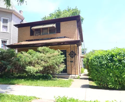 6745 S Bell Ave, Chicago, IL 60636