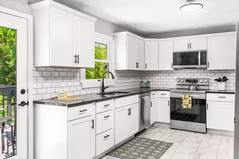 Kitchen - 307 S Daniel St, Le Roy, IL 61752 photo 2 of 5
