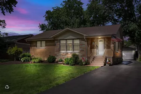 12008 S 71st Ct, Palos Heights, IL 60463
