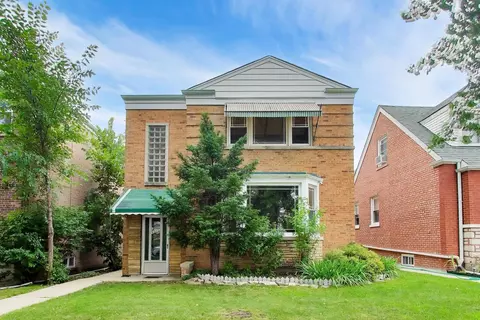 6025 N Sacramento Ave, Chicago, IL 60659