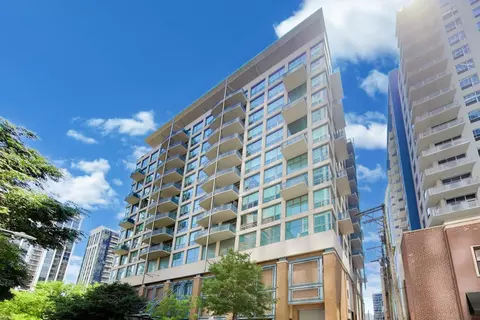 125 E 13th St #1103, Chicago, IL 60605