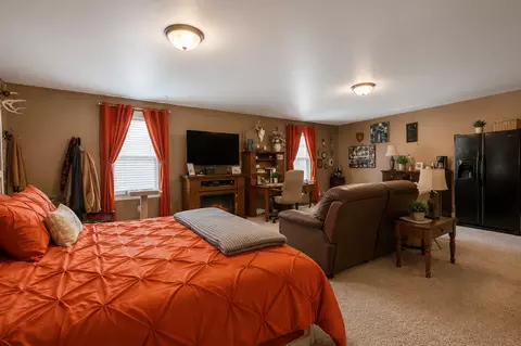 Bedroom - 423 High St, Buda, IL 61314 photo 1 of 2