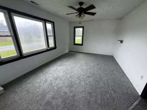 Living - 215 E Main St, Tamaroa, IL 62888 photo 1 of 2