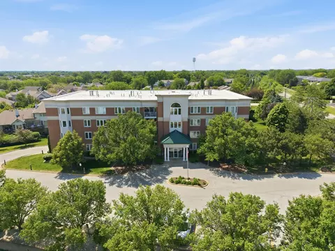 16001 S 88th Ave #306, Orland Park, IL 60462