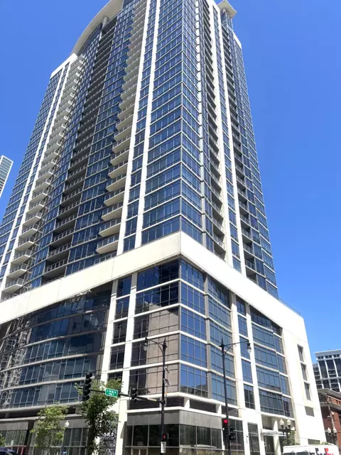 100 E 14th St #1508, Chicago, IL 60605