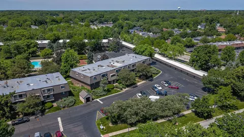 View/Area - 208 E Bailey Rd #H, Naperville, IL 60565 photo 1 of 4
