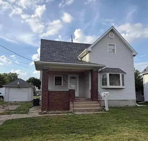 826 Prairie Ave, Kewanee, IL 61443