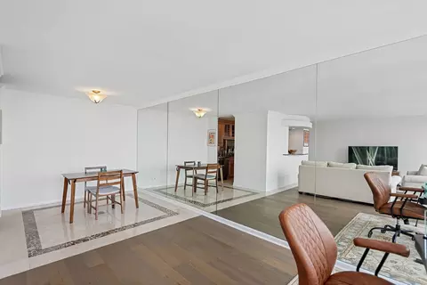 Dining - 111 E Chestnut St #55D, Chicago, IL 60611 photo 2 of 2