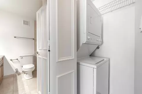 Other - 111 E Chestnut St #55D, Chicago, IL 60611 photo 2 of 9