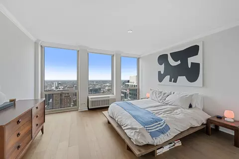 Bedroom - 111 E Chestnut St #55D, Chicago, IL 60611 photo 1 of 2