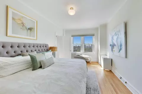 Bedroom - Undisclosed, Chicago, IL 60637 photo 2 of 9