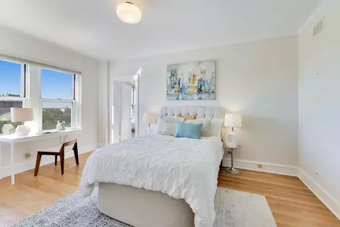 Bedroom - Undisclosed, Chicago, IL 60637 photo 4 of 9