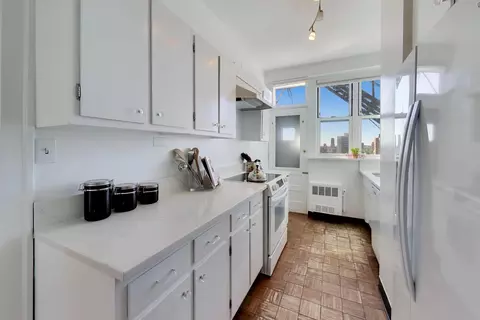Kitchen - Undisclosed, Chicago, IL 60637 photo 1 of 3